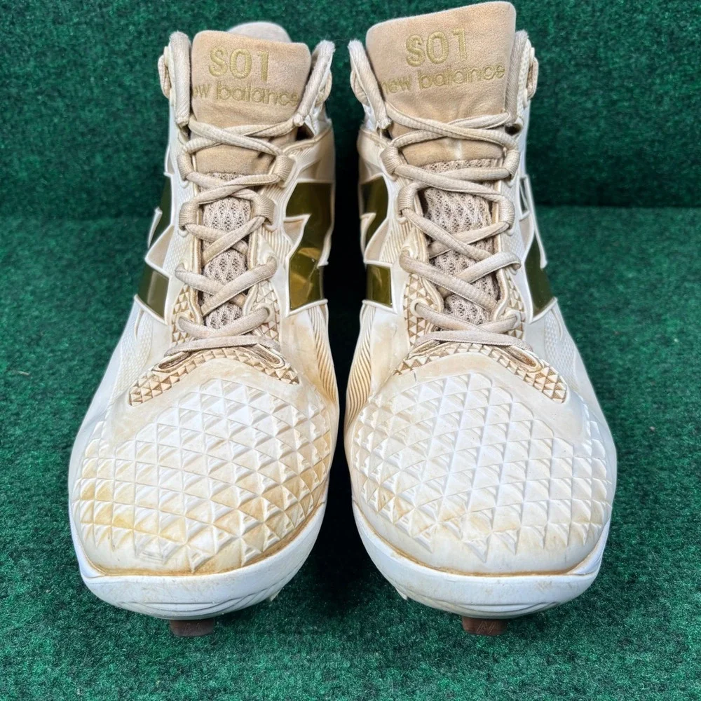 New Balance 4040v6 Metal Baseball Cleats Mens 11 Cream Gold MSHOWT1 Mid Cut